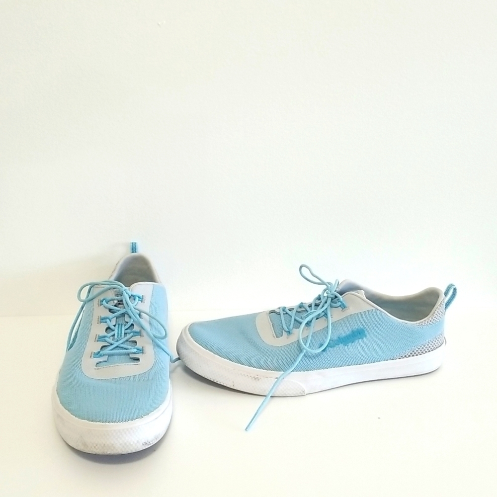 Columbia womans water shoes